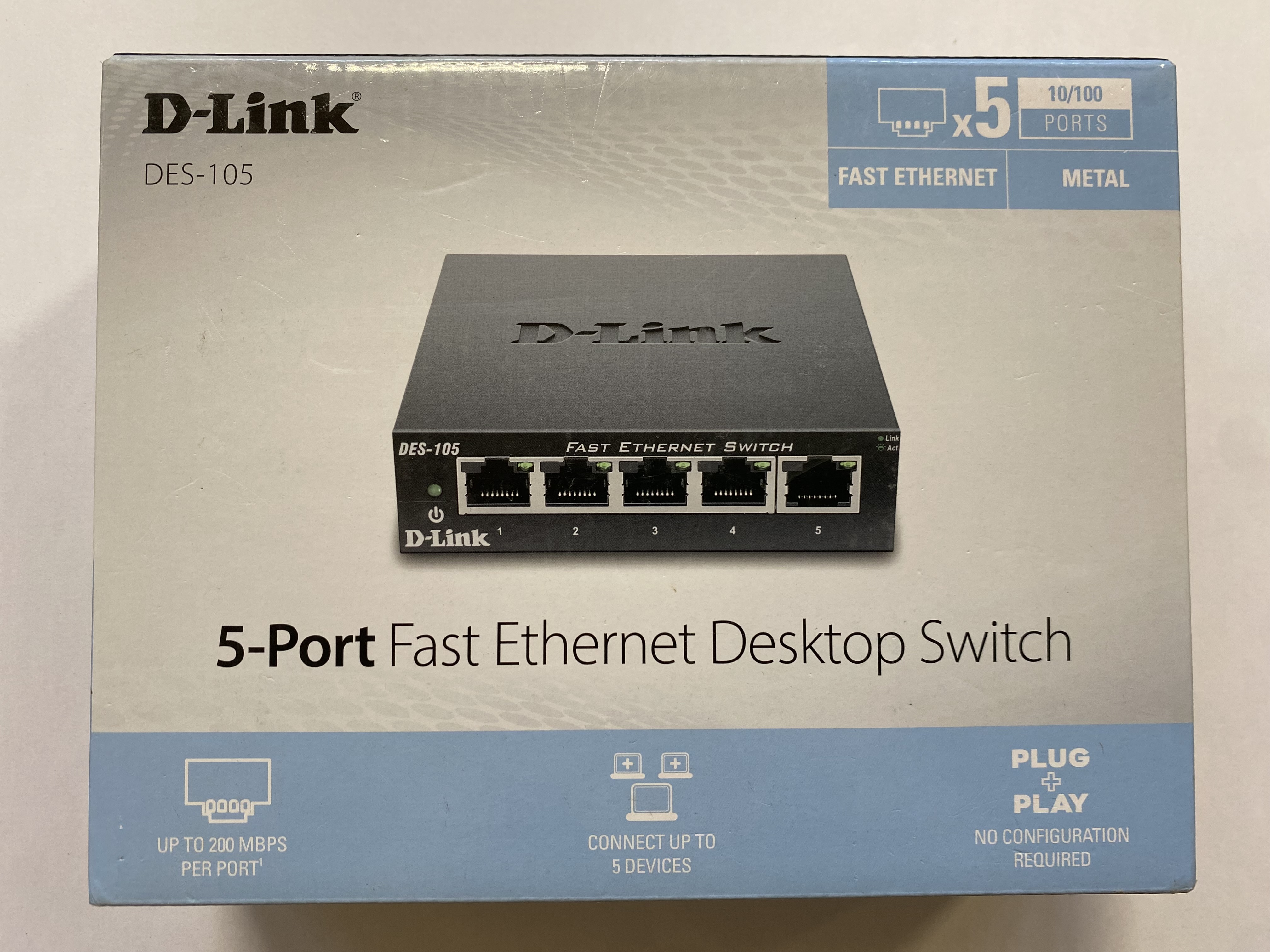 D-Link DES-105 5-Port Fast Ethernet Desktop Switch